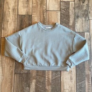 Paper Crane Quilted Crew Neck Cropped Sweater - Light Blue